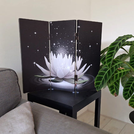 Raamscherm - Mini Decoratief Kamerscherm voor Vensterbank Magische Lotus Bloem