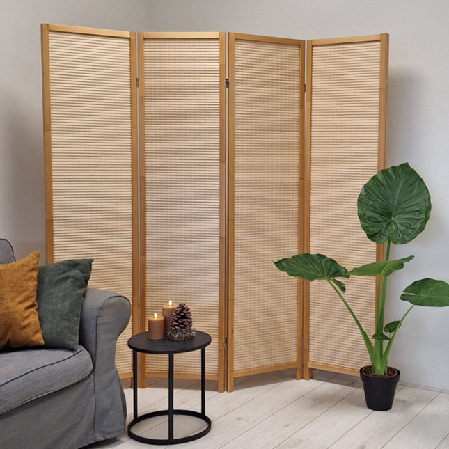 Kamerscherm naturel in woonkamer