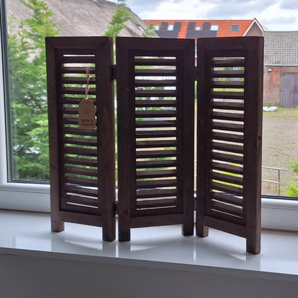 Raamscherm hout met shutter inleg – laag model 52 cm