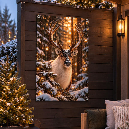 Tuinposter met rendier als sfeervolle winterdecoratie aan een schutting