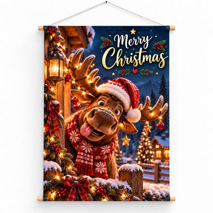 Wanddoek kersteland Merry Moose 50x75 cm met grappige eland, kerstmuts, kerstlichtjes en houten ophangstokken